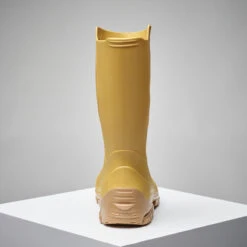 BOTTILLONS JAUNES LEGER PVC 100 FEMME 12 BOTTILLONS JAUNES LEGER PVC 100 FEMME -Plein Air Équipement Magasin bottillons jaunes leger pvc 100 femme 3