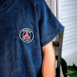 Poncho De Bain Adulte 100% Coton Football Paris - Logo -Plein Air Équipement Magasin poncho de bain adulte 100 coton football paris logo 2