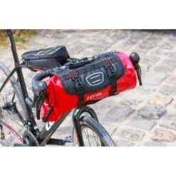 Sacoche De Guidon Bikepacking 10L - Noir - Zefal -Plein Air Équipement Magasin sacoche de guidon bikepacking 10l noir zefal 4