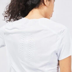 Quechua Tee Shirt Ultra Léger De Randonnée Rapide FH 500 Femme Ice. -Plein Air Équipement Magasin tee shirt ultra leger de randonnee rapide fh 500 femme ice 3